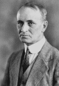 En 1927, à 53 ans