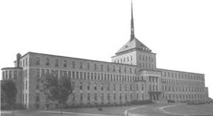 Collège des Frères du Sacré-Coeur à Victoriaville. Collège des Frères du Sacré-Coeur à Victoriaville.