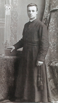 Le Frère André en 1874 Le Frère André en 1874