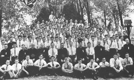 Un groupe de jocistes dans les années 1940. Un groupe de jocistes dans les années 1940.