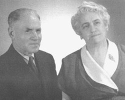 Les parents de Camille Laurin Les parents de Camille Laurin