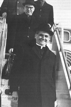 Arrivée à Rome du cardinal Léger Arrivée à Rome du cardinal Léger